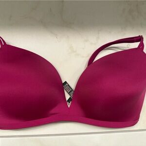 Victoria's Secret Wireless Padded Bra